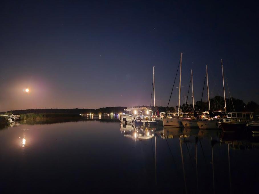 Pensjonat Rybaczowka - Noclegi, Restauracja, Port Bogaczewo  Dış mekan fotoğraf
